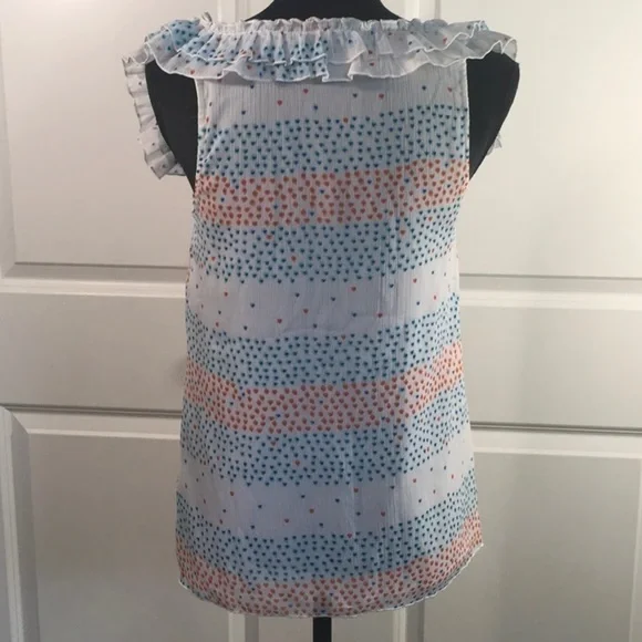 🎉 Sale CHARLOTTE Russe Sleeveless Blouse - Picture 2 of 7